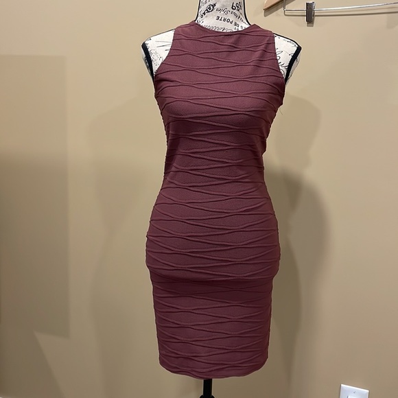 Guess Bodycon Dress Size S - Picture 3 of 5